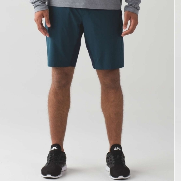 Lululemon T.H.E. Short *Luxtreme Liner 9". Indochine Blue (Teal = Blue/green). M - Picture 2 of 14